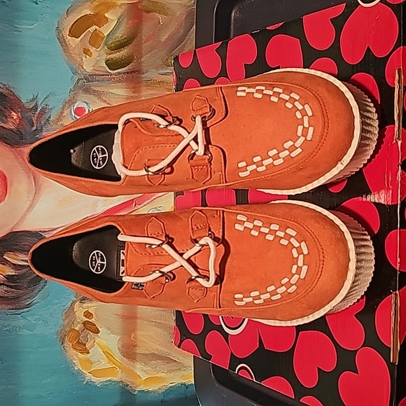 T.U.K Limited Edition Creepers - Picture 2 of 5